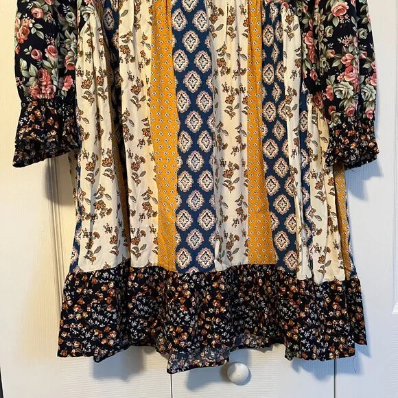 Dress - Picture 3 of 3